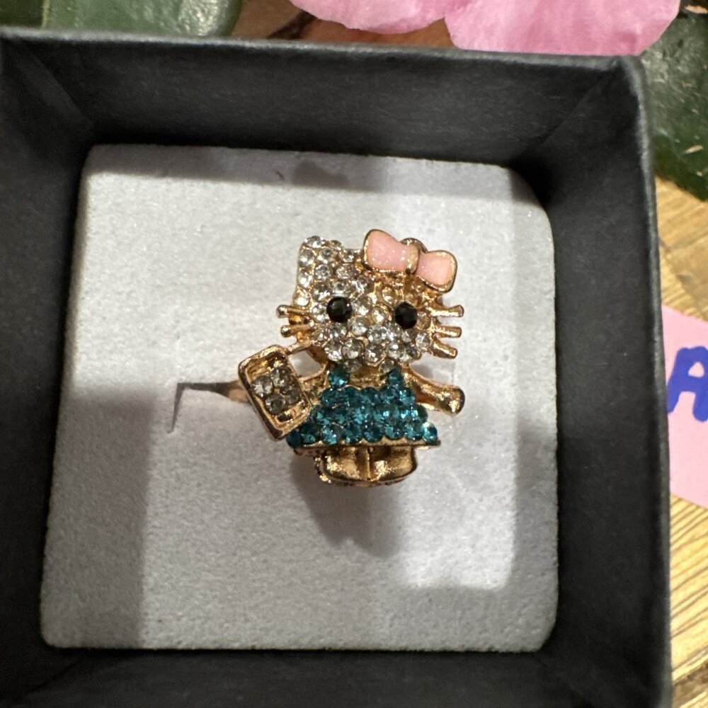 Adorable Hello Kitty Cat Kitten Silvertone Costume Adjustable Ring NEW w Box A2